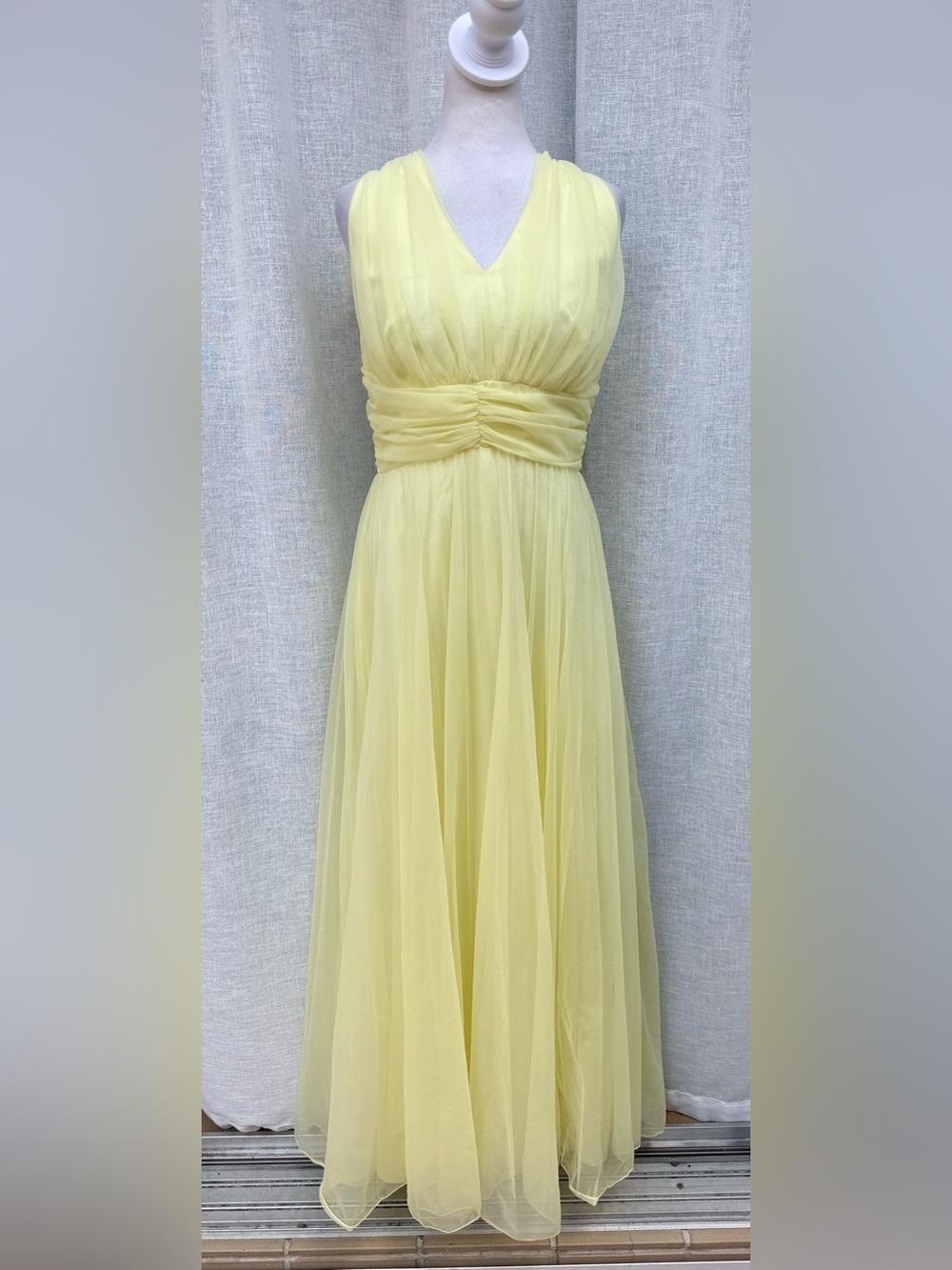 1970 Baby yellow sleeveless maxi pleated chiffon skirt gown dress